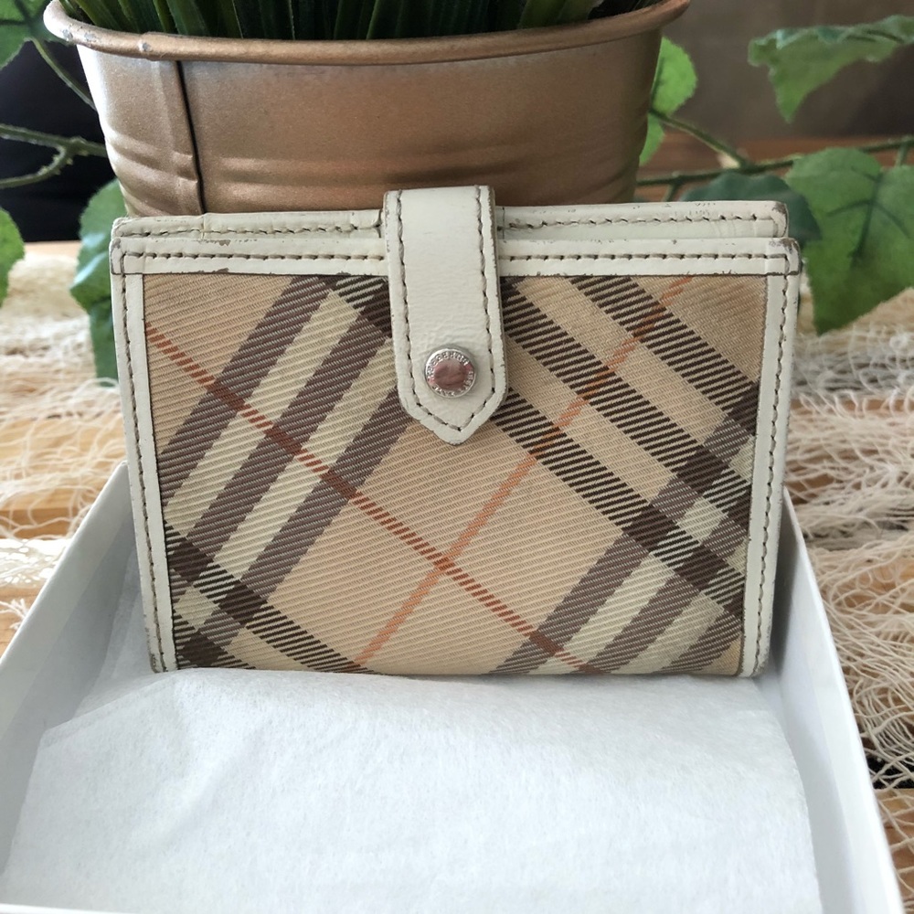 Authentic Burberry blue label credit card holder.